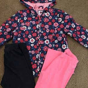 Size 8 Gymboree Rain Jacket, 3 Leggings & Top 💖